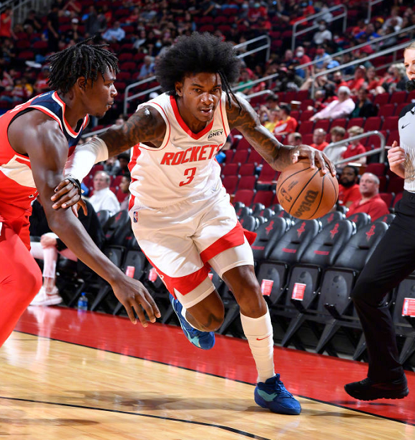 电竞竞猜-关键时刻国王杯传出新动向；华盛顿奇才手感冰凉；管理层表态——悬念犹存；身体对抗强度拉满的简单介绍